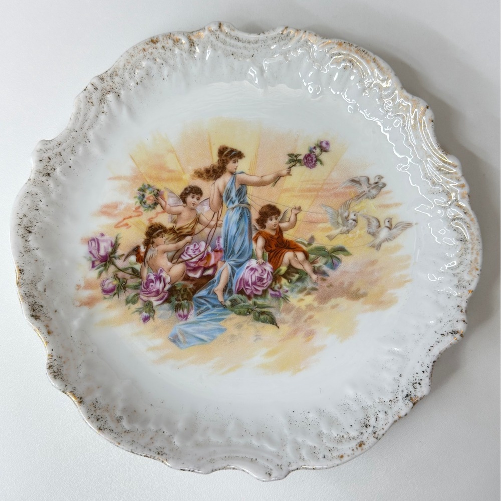 Vintage Victorian Style Porcelain Plate Cherubs Goddess Roses Gold Gilt 7.25"